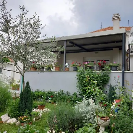 Luxury Bella Lejlighed